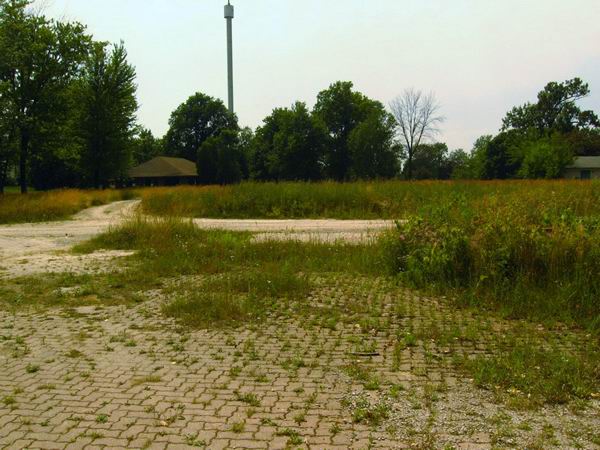 Bob-Lo Island - Pic 25 Building (newer photo)